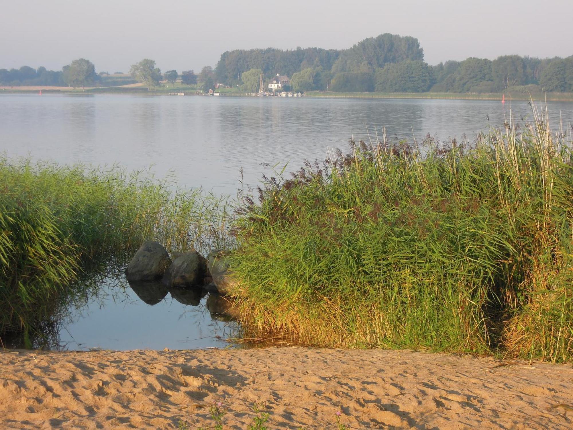 Schlei Resort Marina Huelsen Kosel Екстер'єр фото