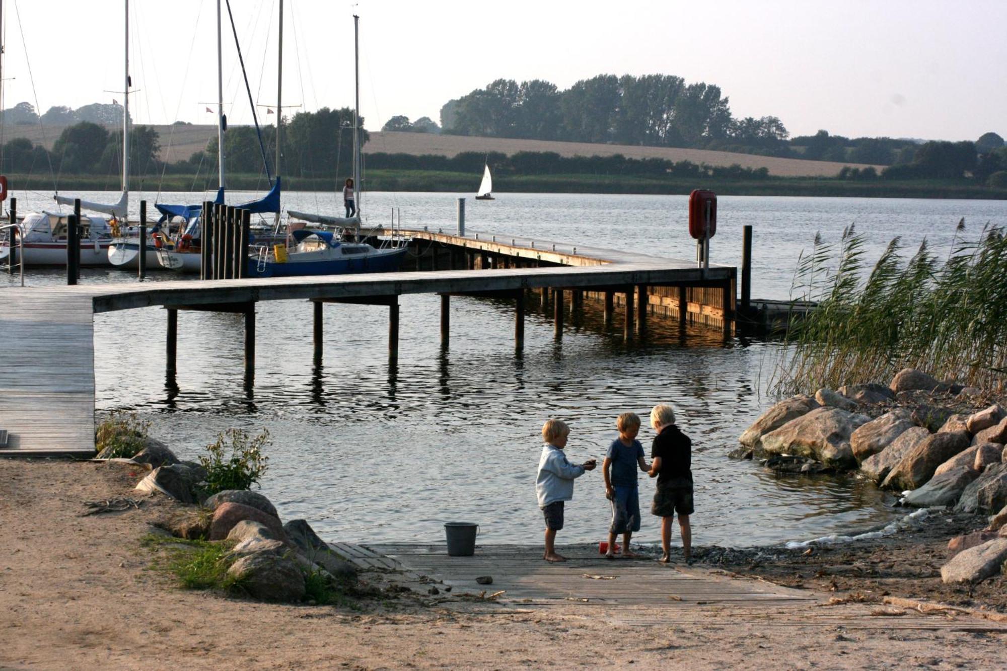 Schlei Resort Marina Huelsen Kosel Екстер'єр фото