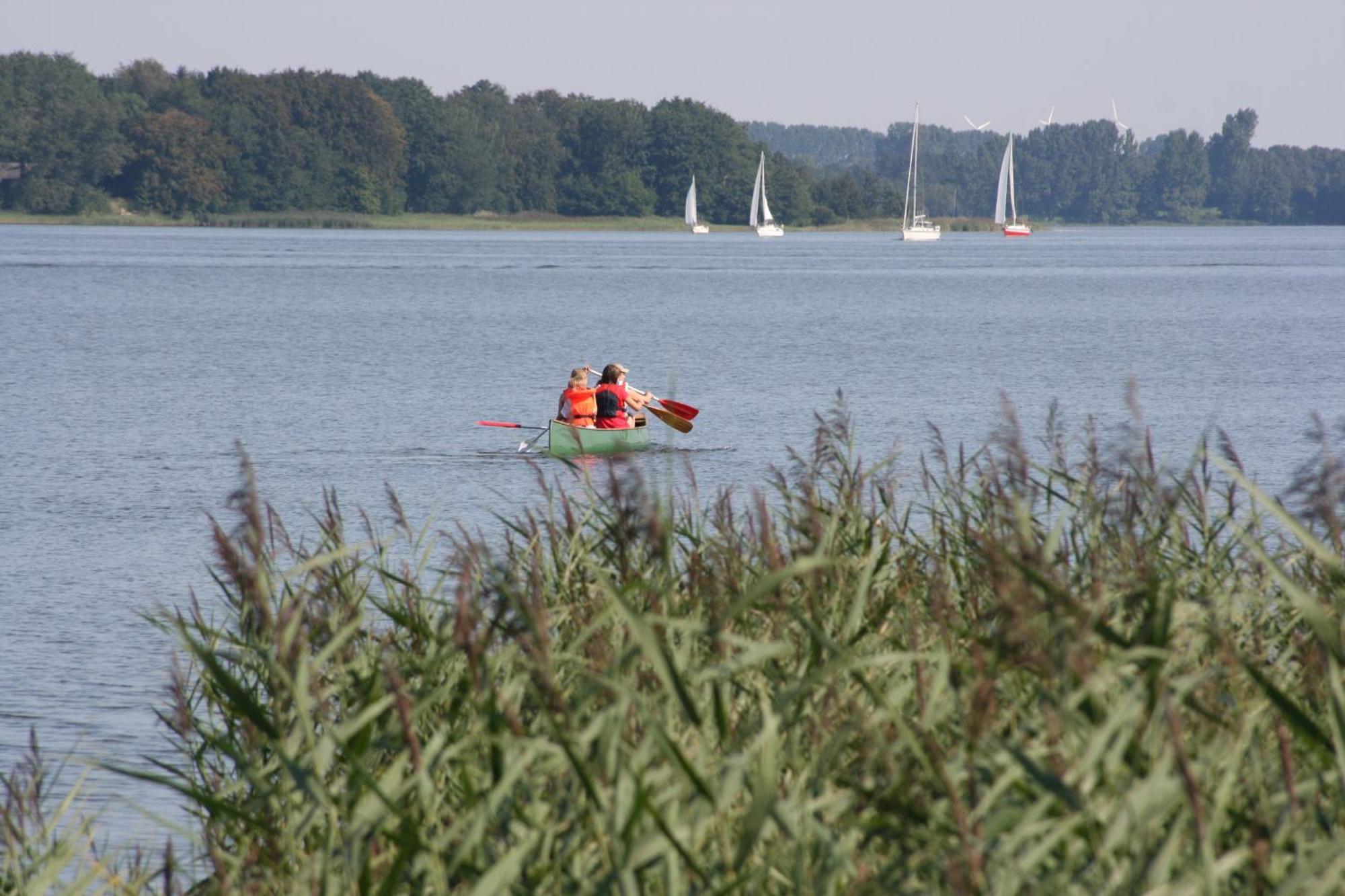 Schlei Resort Marina Huelsen Kosel Екстер'єр фото